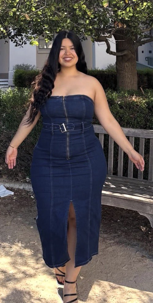 Thickkonly's tweet photo. Wide hips 🥵😮‍💨🔥🔥

#pawg #milf #maturelatina #bigass #culona #candid #chudai  #thick #latinabooty #hotwife #swingers #swingercouple #swingerscouple #sharedwife #feet #soles #toes #feetworship https://t.co/vKbQijZh2R