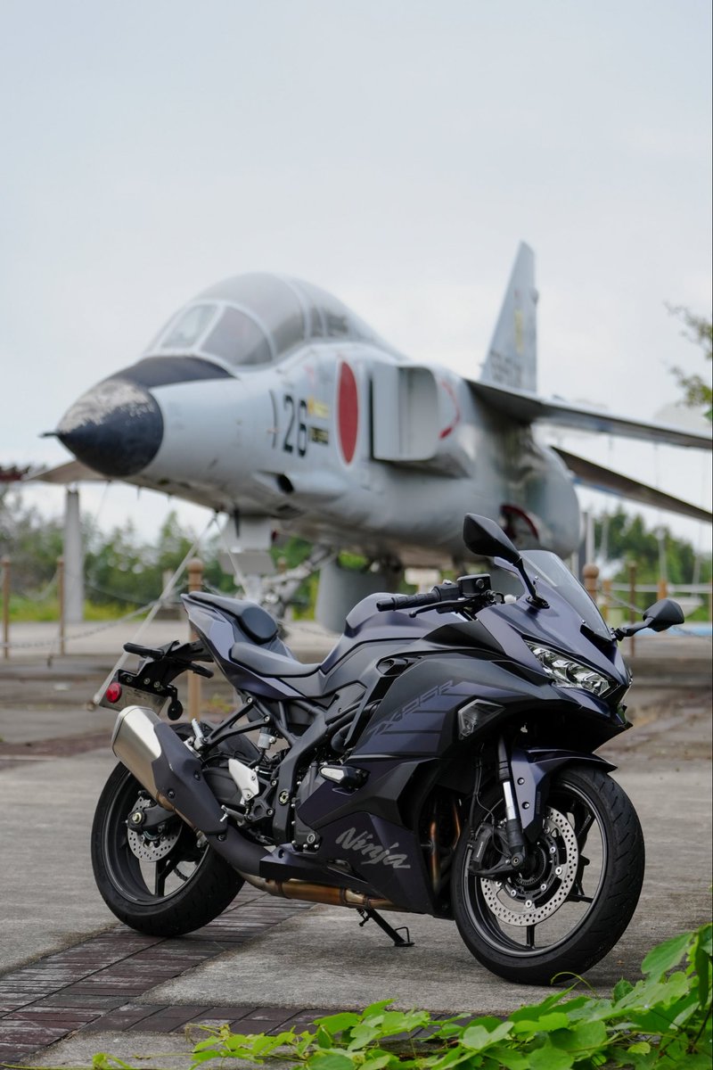 ayax5o's tweet photo. バイク垢つくったので自己紹介✨️
よろしくお願いします❕

名前 : あにゃ
性別 : 女
年齢 : 20
住み : 香川
愛車 : Ninja ZX-25R
一言 : ソロツー多めです🥹
          気軽にフォローください( ՞. ̫.՞)"♡♡

#バイク乗りと繋がりたい 
#バイク乗りとして軽く自己紹介 https://t.co/seND5r6YlY