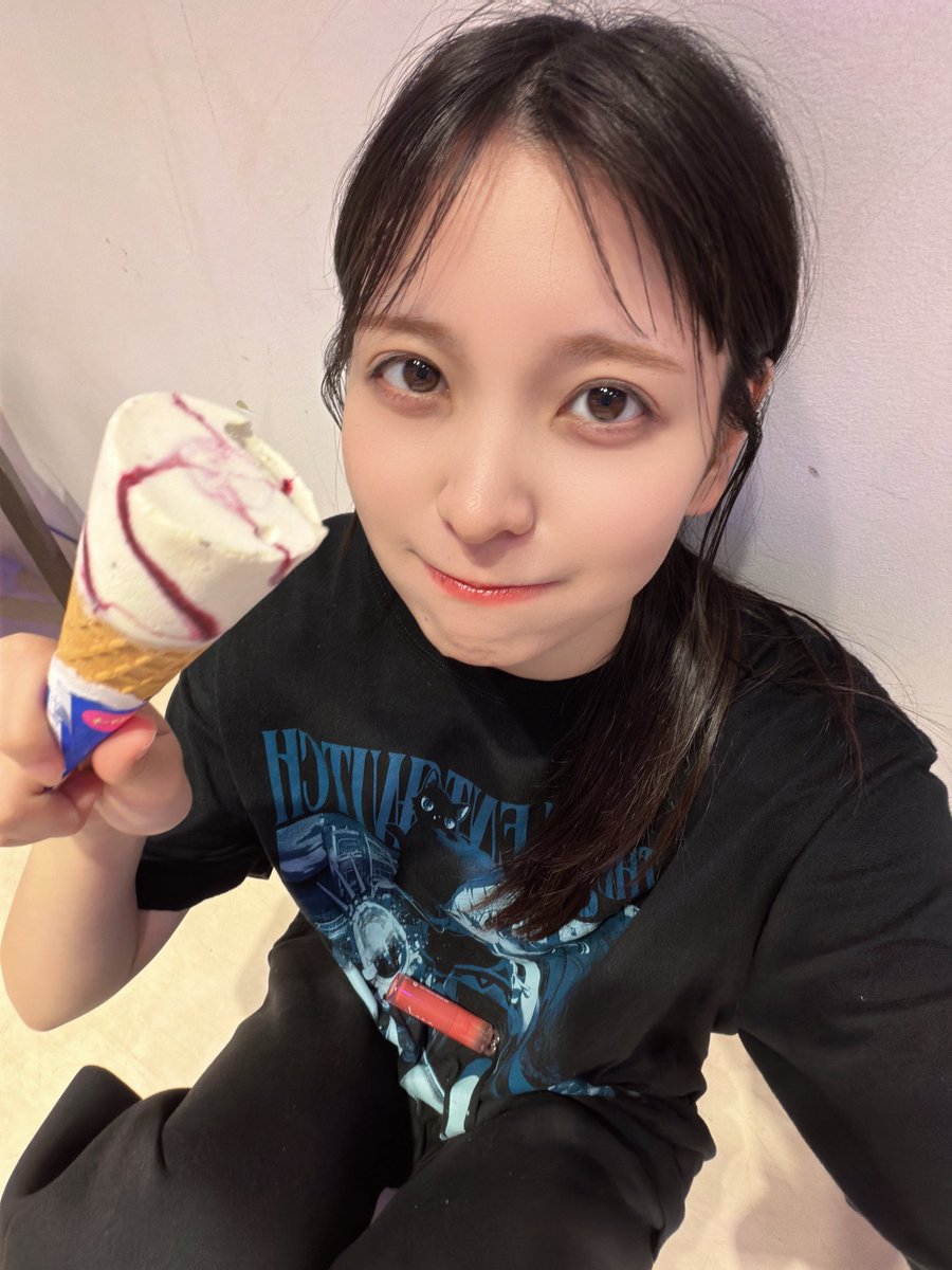花城奈央 (きゅ〜くる) tweet media