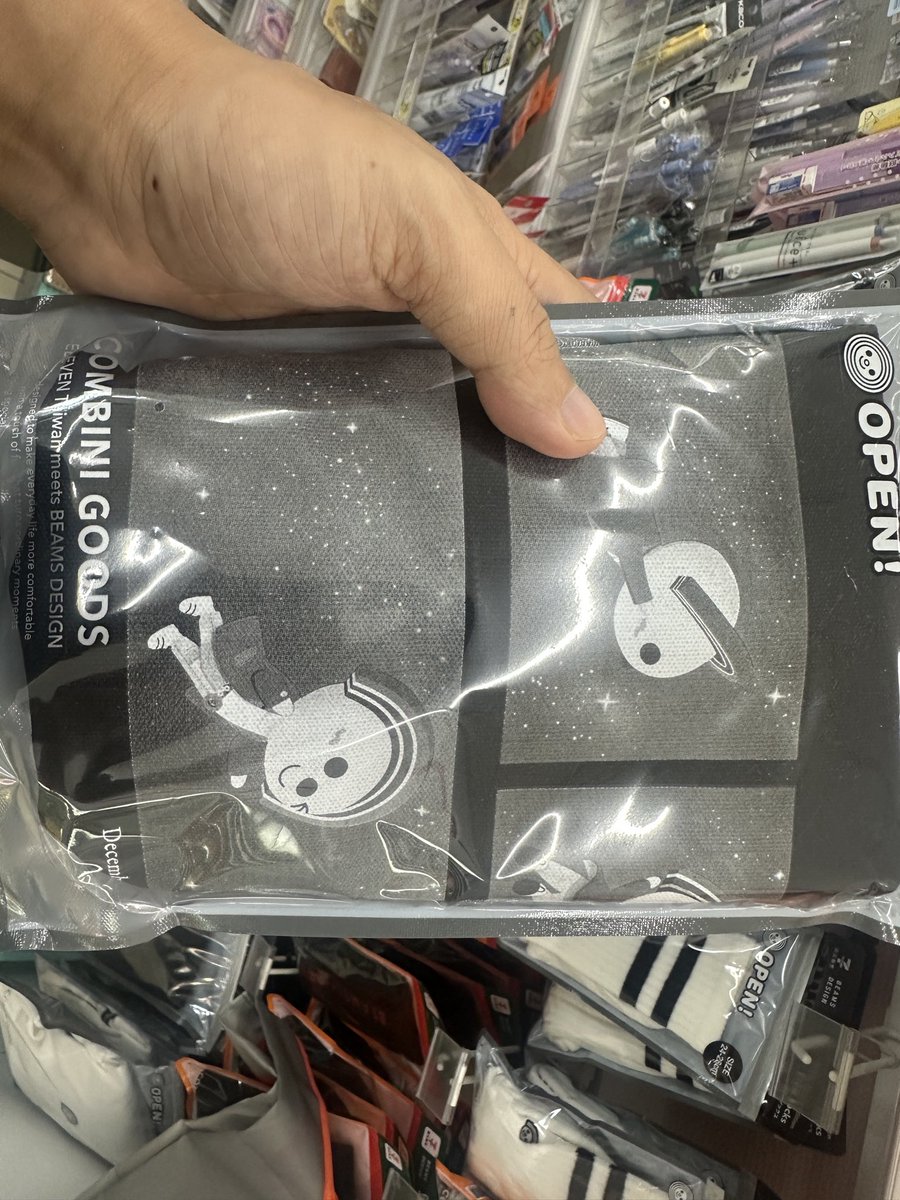 BEAMSとセブンイレブンがコラボしてる！オープンちゃん！