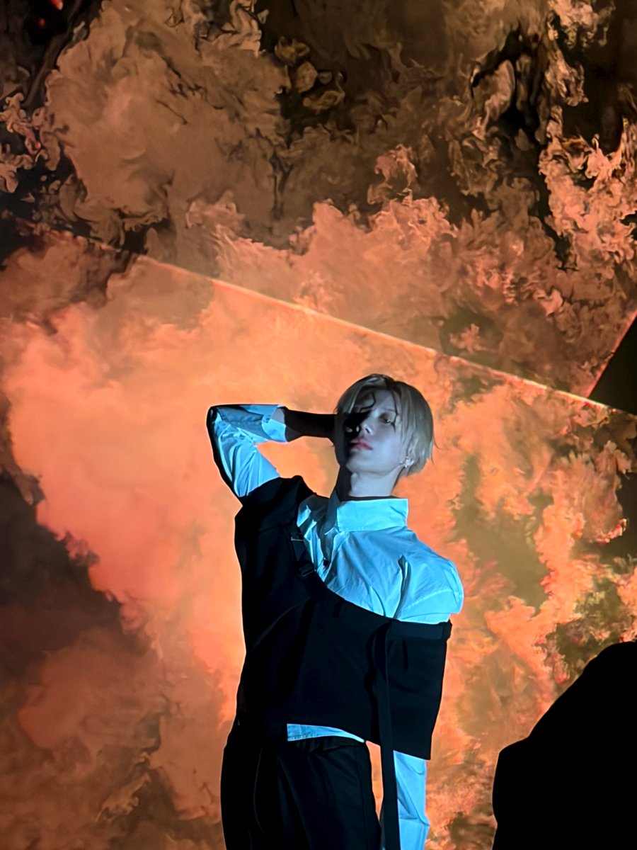 SHINee tweet media