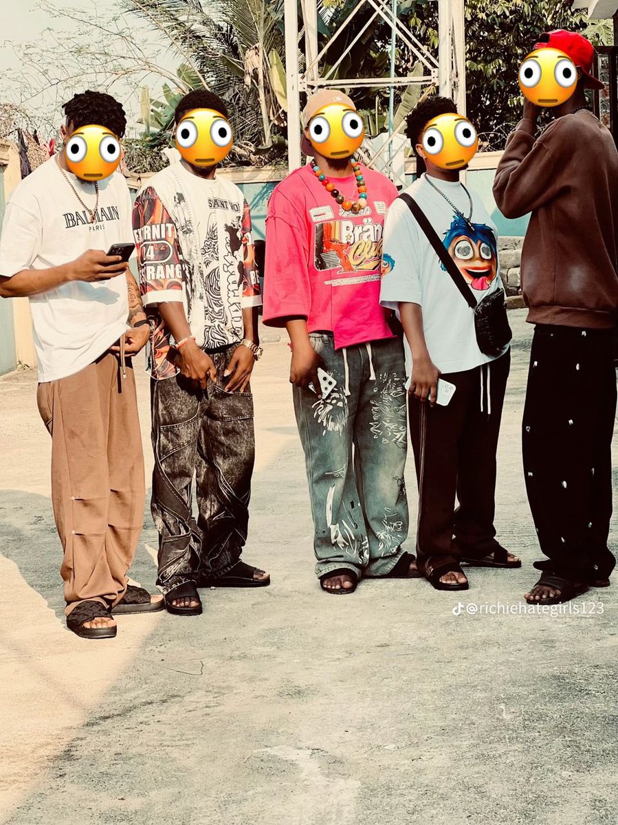 f_jxr_'s tweet photo. https://t.co/TPfk1bsAyY