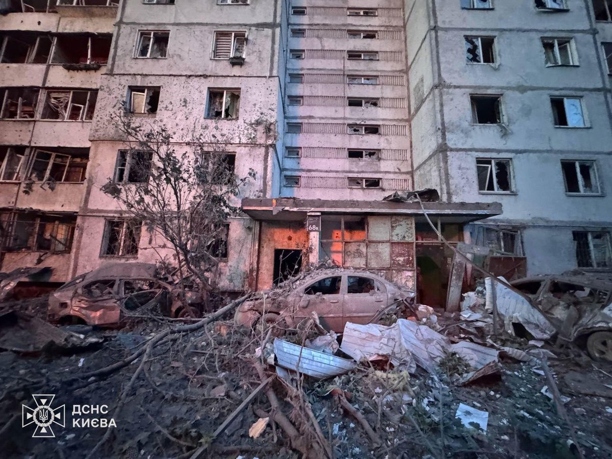 Jlarse02's tweet photo. There are no words left to describe the russian terror… How much more must Ukraine endure? Europe should have acted long ago. Close the sky NOW! Slava Ukraini🇺🇦. #CloseTheSkyOverUkraine https://t.co/Vg5N56by6F