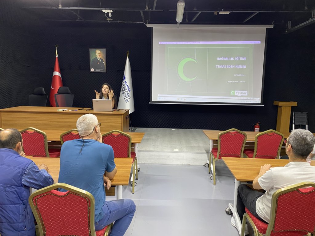 DsmManisa45's tweet photo. 📚 Manisa Denetimli Serbestlik Müdürlüğümüzde eğitim ve iyileştirme çalışmaları kapsamında yükümlülere yönelik, Manisa Yeşilay Danışmanlık Merkezi (YEDAM) tarafından sigara ve alkol bağımlılığı konulu seminer gerçekleştirildi. #adaletbakanlığı #cezatevkifevlerigenelmüdürlüğü https://t.co/BLZrjUDnZV
