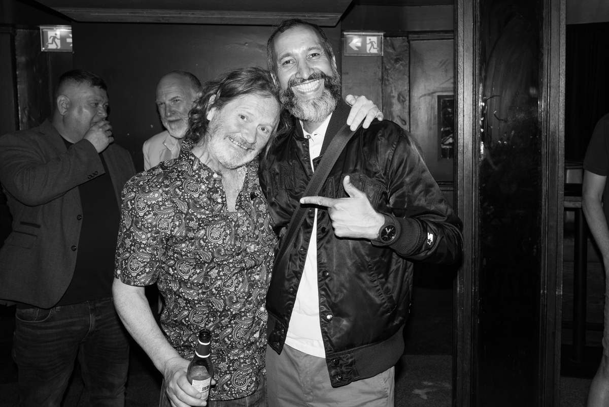 imranyusuf's tweet photo. Me and my first Gong Meister from many moons ago, John 'ForTheGirls' at Dave Vickers' final farewell at Banana Cabaret.

Photo:: Steve Best https://t.co/0EAJvluCB9