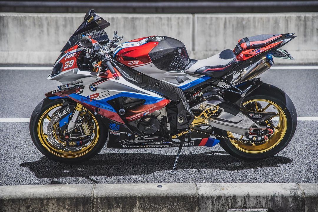 MoreMotorcycles's tweet photo. #BMW HP4

📷
IG: @menma_s1000rr https://t.co/Du56Yq0QqV