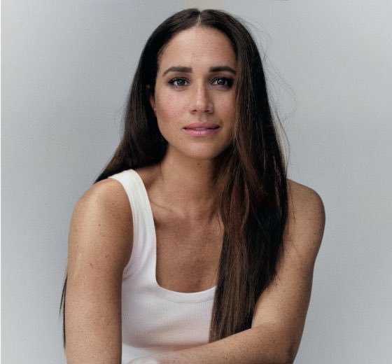 DuchessMeghan__'s tweet photo. 'I don't ever remember personally feeling the negative connotation behind the word ambitious,until I started dating my now-husband. Apparently, ambition is a terrible terrible thing,for women that is according to some.' -  Princess Meghan

#MeghanMarkle

https://t.co/691Upy5ONi https://t.co/oh2GlnanK0