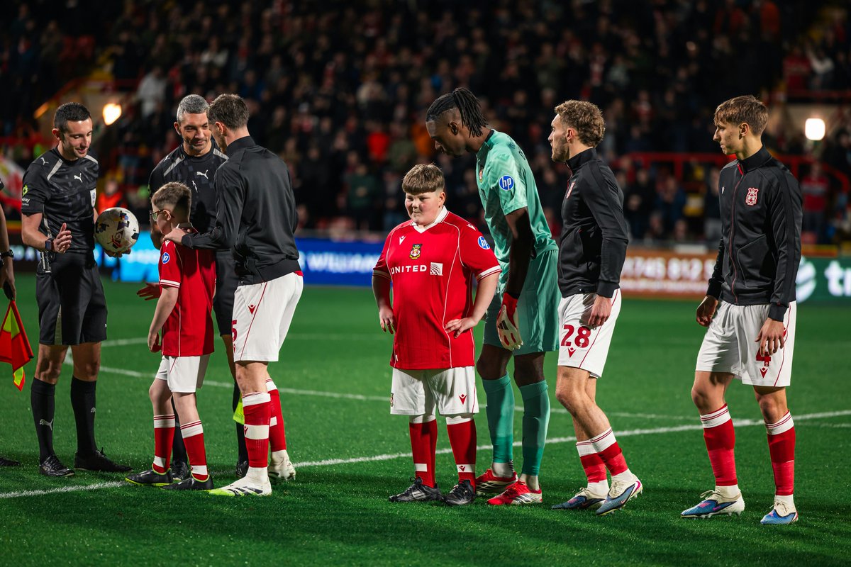 Foundation_WAFC's tweet photo. It was great to welcome matchday mascots from across our community programmes and the Maelor Hospital this season, to be part of Clwb y Dreigiau 🫶

🔴⚪️ #WxmAFC https://t.co/Wr5nCC3aoY