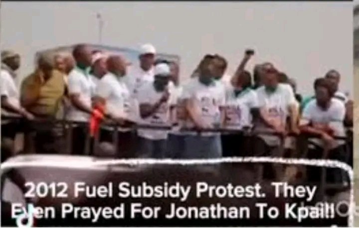 Uno_009's tweet photo. I REMEMBER THE PRAYER AGAINST JONATHAN IN 2012

"Jonathan, you will not sleep well. Those who are supporting you will not sleep well.  When you wake up in the morning, it will be migraine. In the evening, it will be bellyache.

"If you don't leave quickly, what happened to Abacha will happen to you. If you don't leave quickly, what happened to Yar’Adua will happen to you.

"The people of Nigeria say enough is enough."

That was the prayers of Pastor Tunde Bakare, who openly rained fiery warnings and curses on former President Goodluck Jonathan during the January 2012 #OccupyNigeria protests.

But 14 years after, GEJ, as he is fondly called, is bouncing like a FIFA World Cup ball... full of life... hale and hearty. You begin to wonder why the prayers of the Man of God weren't answered by God?

God does not answer all prayers, particularly those with selfish interests and full of hatred. The ways of man are not the ways of God. Man seeth the surface but God seerh the heart.

Isn't it a miracle? Isn't it surprising? That the same Jonathan who took all the "arrows and bullets" of curses is being begged to be the flagbearer of the Peoples Democratic Party (PDP) in the 2027 presidential election?

Indeed, he who God has blessed, no man can curse.

 DESMOND EKWUEME