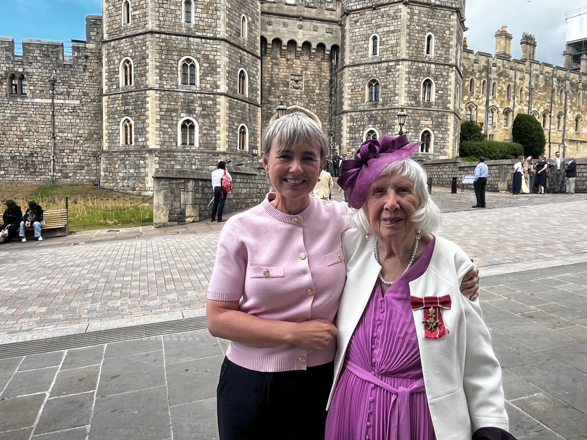 BBCEmmaSimpson's tweet photo. Betty Brown spent several minutes chatting to King Charles as she received her honour. What were they talking about? Full report on @bbcbreakfast tomorrow. https://t.co/lRln9H3es0