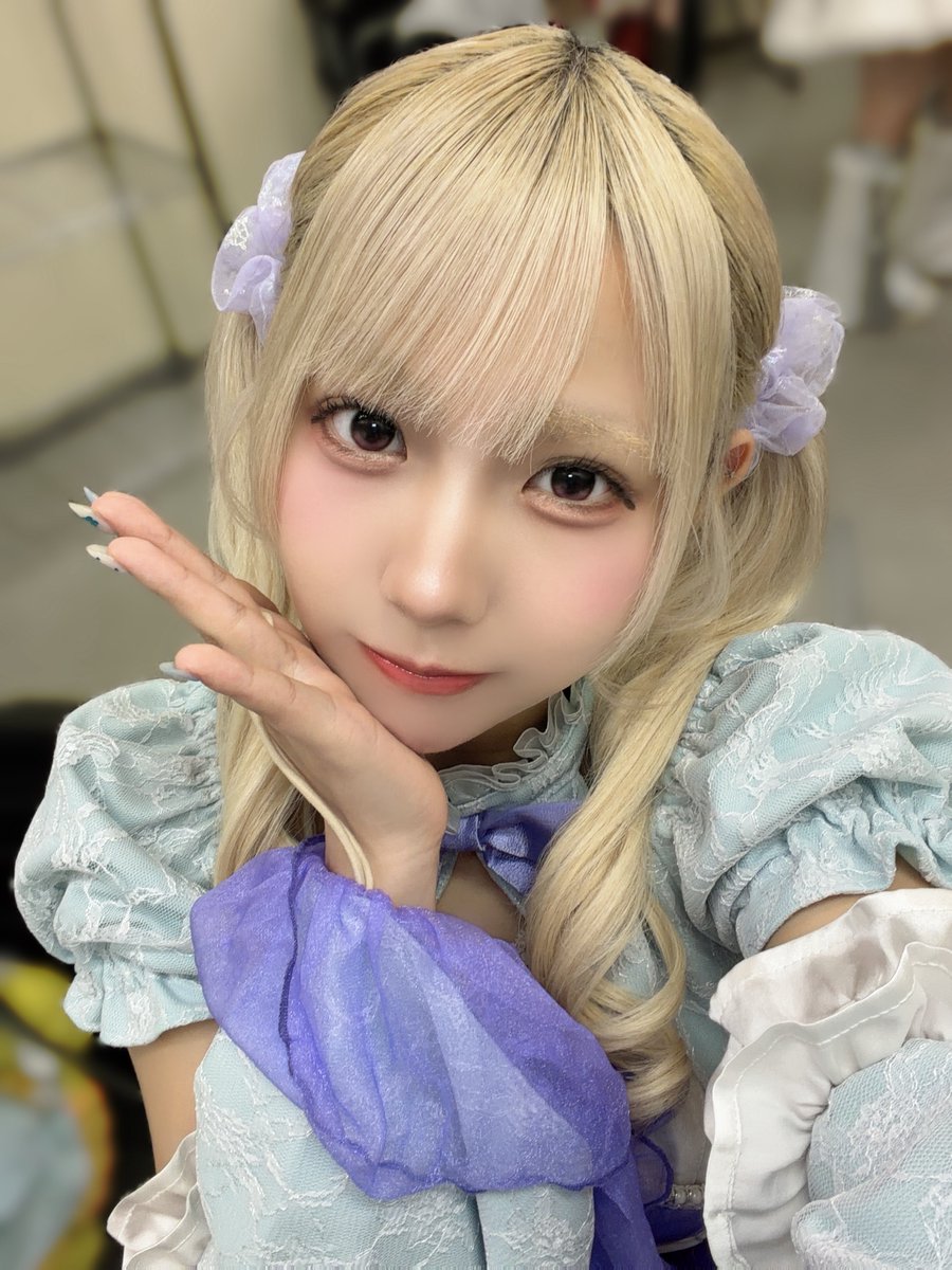 ooohiy0Riooo's tweet photo. 『JAPAN IDOL SUPER LIVE 2026@新宿ReNY Come next編』
ありがとうございました＞ω＜✌🏻︎✩

6月最初のライブもありがとうだよ😭😭😭
雨降ってる中､会いに来てくれてほんとに嬉しかったぁぁぁ(ᵕ •̥ · •̥ ᵕ)"

みんなのお顔よーく見えてたよ💖
物販でもお話沢山してくれてありがとう🥲✨
もっとずっとお話したいなっ💬🎀

次のライブは明日‼️‼️‼️
横浜で派生ユニットとぽけファンのライブやらせて頂くので是非来てください❕