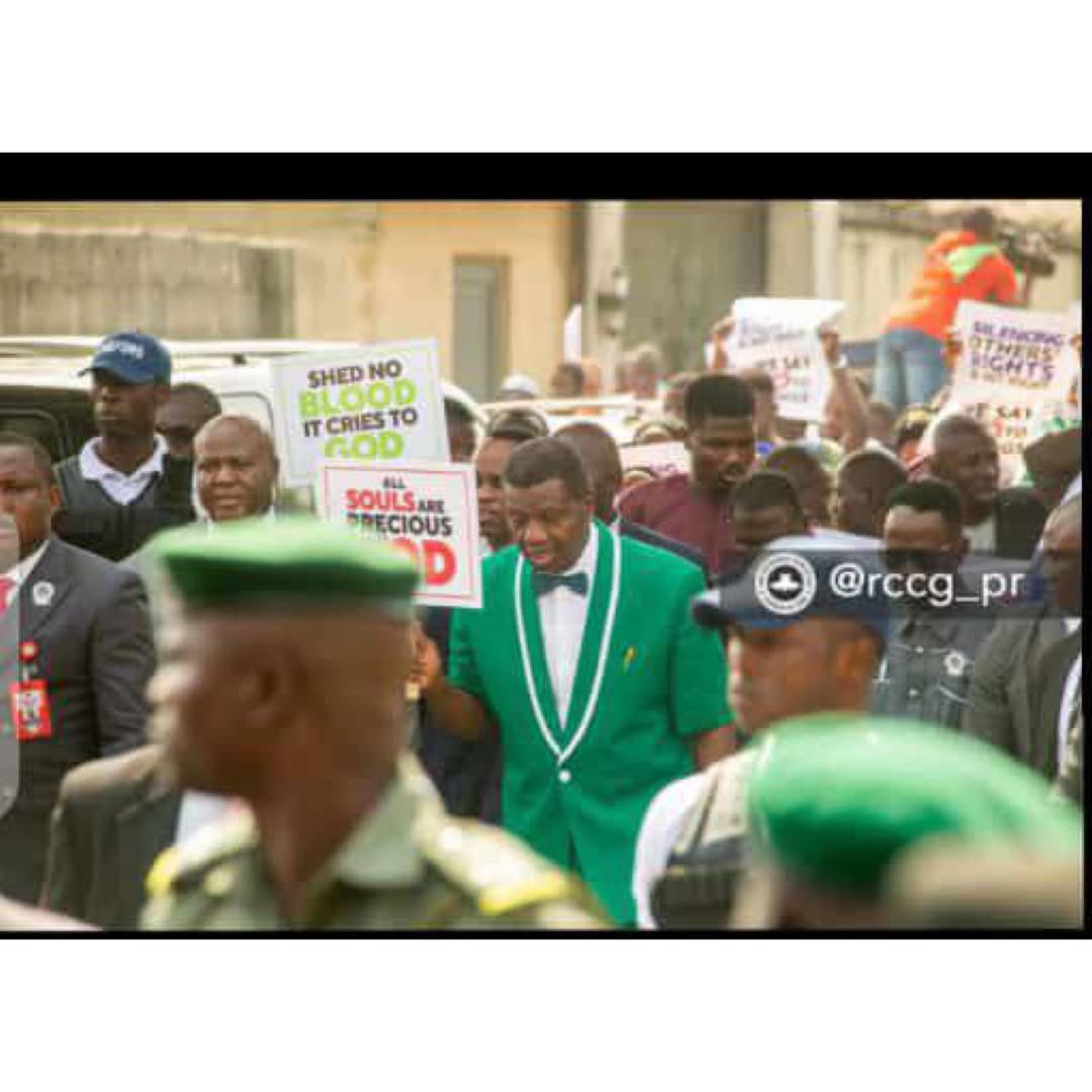 instablog9ja's tweet photo. Pastor Adeboye Did Not Protest Against President Jonathan’s Government, He Only Participated in a Prayer Walk — RCCG Debunks Claims

The Redeemed Christian Church of God (RCCG) has dismissed as false claims that its General Overseer, Pastor Enoch Adeboye, once protested against the administration of former President Goodluck Jonathan.

According to the church, a viral photograph showing Pastor Adeboye holding a placard during a public walk has been repeatedly misrepresented online as evidence of a protest against Jonathan’s government.

RCCG clarified that the image was taken during a peaceful nationwide walk organized under the directive of the Christian Association of Nigeria (CAN) during the administration of former President Muhammadu Buhari. The exercise was aimed at drawing attention to the k+lling of Christians and other innocent Nigerians and urging authorities to improve security.

The church explained that Pastor Adeboye’s participation in the walk in Ebute Metta, Lagos, had no connection to the Jonathan administration and was not a political protest.

RCCG further stated that Pastor Adeboye’s message at the event emphasized the value of every human life and called for the protection of both Christians and Muslims.

The church also noted that while Pastor Adeboye is a spiritual leader and not a government official, he has not remained silent on national issues. During the November 2025 Holy Ghost Service, he reportedly advised the Federal Government to take stronger action against insecurity and urged authorities to deal with both terr%rists and their sponsors.

RCCG reiterated that Pastor Adeboye does not hold political office, that the church is not affiliated with any political party, and that neither he nor the church should be blamed for the nation’s current challenges.

The church urged the public to verify information through its official channels before sharing claims about Pastor Adeboye, stressing the importance of facts, context, and accuracy.
