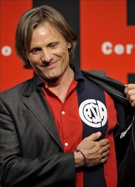 ProyectoBoedo's tweet photo. El odio del Coco Silly hacia Viggo Mortensen. 🤣 https://t.co/fbT6DCCot1