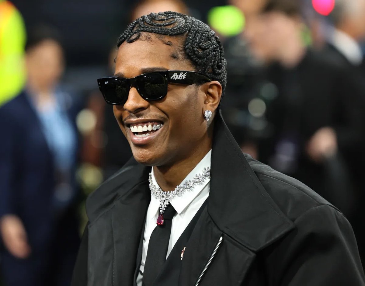 jurnalhabertr's tweet photo. A$AP Rocky'nin bu sene içerisinde Türkiye'de konser vermesi bekleniyor. https://t.co/r8xr3IWSsF