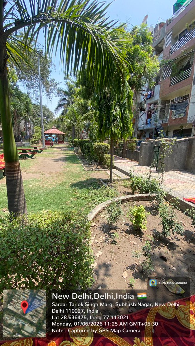 ManjuSetiaAAP's tweet photo. हमारा काम - हमारा व्यवहार ही हमारी पहचान है...
वार्ड 98 सुभाष नगर 4/85 के सामने वाले पार्क मे सफाई करवाई और कूड़ा उठाने वाली गाडी लगवाकर पार्क का सारा कूड़ा भी उठवाया- मंजू सेतिया (निगम पार्षद एवं पूर्व डिप्टी चेयरमैन MCD वेस्ट जोन) सुरेंद्र सेतिया (पूर्व प्रत्याशी हरिनगर वि.सभा) https://t.co/vBm1VWx78w