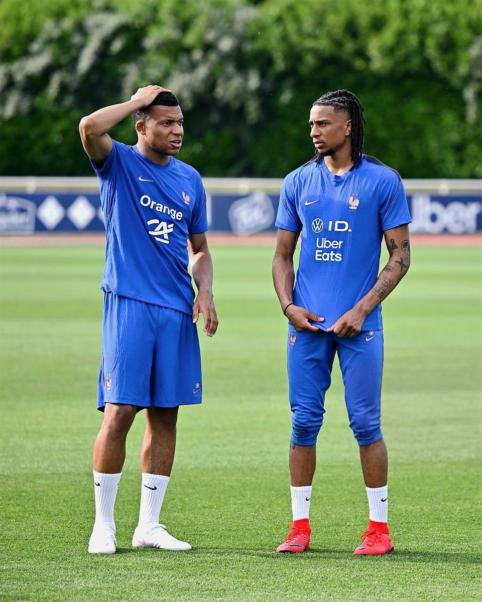 Whyalways_rex's tweet photo. Wherever Kylian plays I support 

Wherever Kylian plays I support

Wherever Kylian plays I support

Wherever Kylian plays I support

Wherever Kylian plays I support https://t.co/em2wFFyzAJ