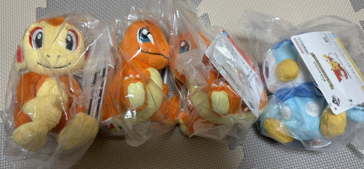 Pokeij's tweet photo. ポケモン一番くじ Pokémon 30th ANNIVERSARY vol.1

譲)  C賞ヒトカゲ　
　　F賞ヒコザル、ポッチャマ

　　＋おまけで欲しいのあれば画像2，3枚目参照

求)  D賞ヒノアラシ、ワニノコ

郵送or手渡し(仙台) https://t.co/d44LPmqW5V