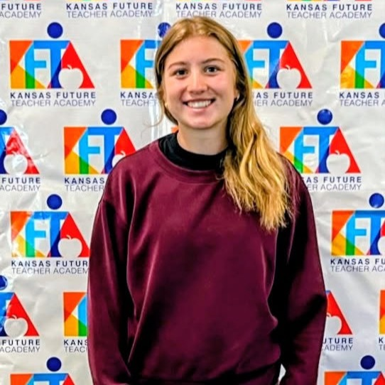 392Usd's tweet photo. Claire was accepted into the Kansas Future Teacher Academy and will be experiencing more in that career field this week in Emporia!  Wishing you a great week, Claire! https://t.co/Co4K8uZjP2