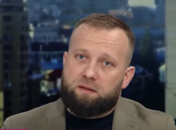 Аргумент tweet media