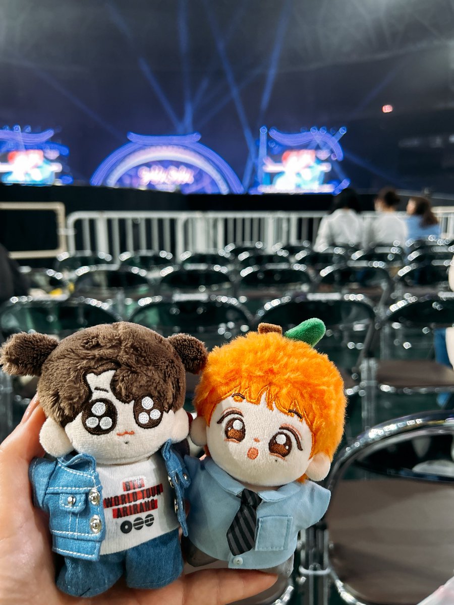 7625mm's tweet photo. 260523 SEVENTEEN 2026 JAPAN FANMEETING 'YAKUSOKU' in KYOCERA DOME OSAKA 
今回のお衣装を作って参戦🪡🧵✊
今回VIP…ナント！5列目‼️
"Thinkin' About You"のフリフリパートがかわいすぎて滅😇
とにかく✨️キラキラ✨️しすぎてて目が潰れるかと思った🙈
 #トゥギ  #スングァン https://t.co/DJJlhOGh6K