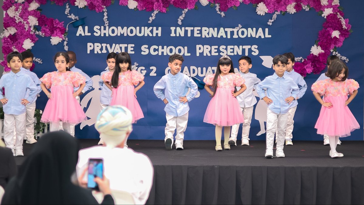 ShomoukhSchool's tweet photo. Tiny  caps, big dreams, and hearts full of joy! Congratulations to our little graduates on reaching this beautiful milestone. May your journey ahead be filled with learning, laughter, and endless success. (2025-26) #alshomoukhintschool #education #schools #classof2026 #graduation https://t.co/nJesgXV1wf