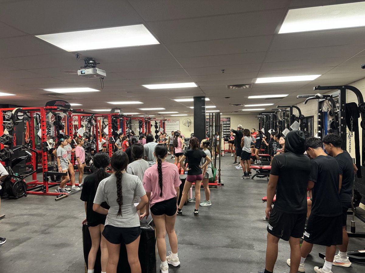 stevens_vb's tweet photo. Day 1 of Flex! 💪🏽 💪🏽💪🏽  Let’s Falcon Go ! https://t.co/uAmMfihCnZ