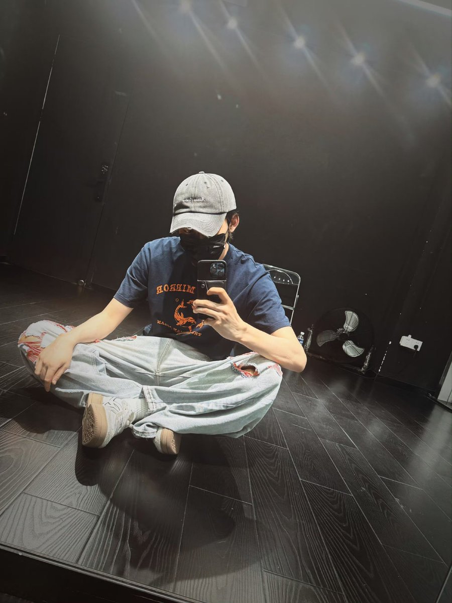 21ppetals's tweet photo. pov: ur bf sending you updates 😉 https://t.co/0gsR9MvBWa