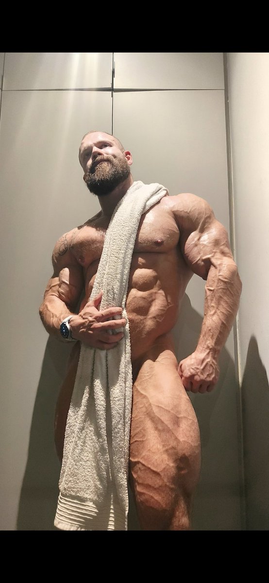 BrendonTheron2's tweet photo. 🚨Free Onlyfans now open🚨
                             👇
https://t.co/GUHCAqu02X https://t.co/maC7UJyPFN