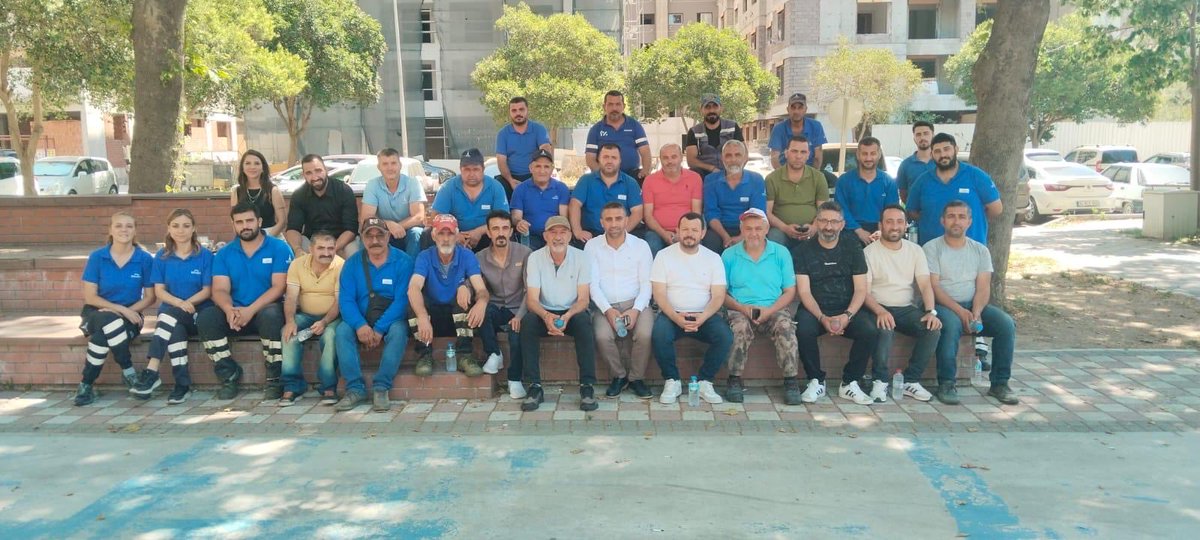 disk11nolusube's tweet photo. 🗓️02.06.2026

✳️ Disk/Genel İş Sendikası İzmir 11’Nolu Şube Yönetim Kurulu Olarak

PARK VE BAHÇELER DAİRESİ BAŞKANLIĞI 
-BORNOVA AŞIK VEYSEL
-SAKARYA
-EGE ÜNİVERSİTESİ VE OTOGAR  

Bölgelerinde Emek Sarfeden Arkadaşlarımızı Çalıştıkları İşyerlerinde Ziyaret Ettik. https://t.co/PXA3NG3hDP