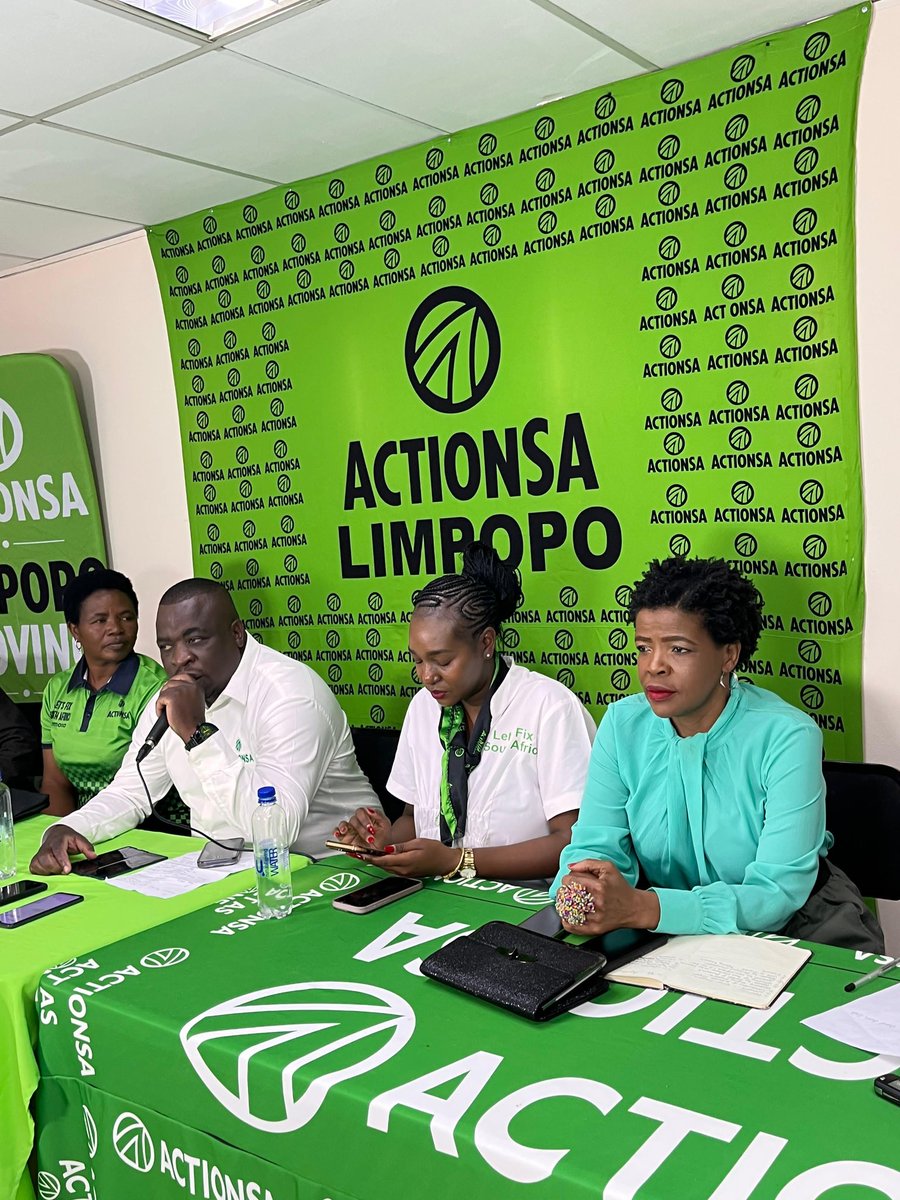 VictorMothemela's tweet photo. Officially welcoming Candy Tsamandebele to the Green Umbrella.
@Action4SA 
@ActionSA_LP 
@HermanMashaba 
@MbahareKekana_ 
@Candytsamandebe https://t.co/7Y6SfD2Qu2