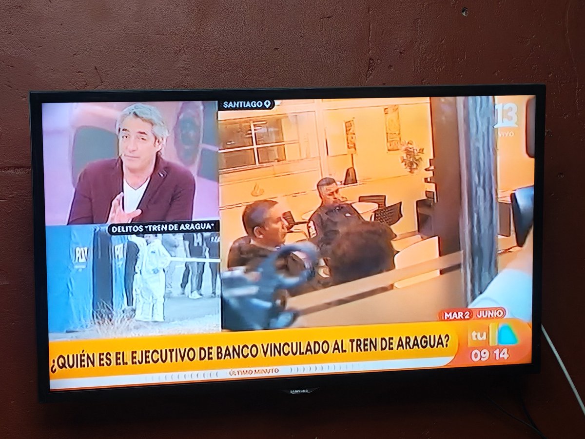 monstreliot's tweet photo. @canal13 @meganoticiascl @MuchoGustoMEGA @TuManana13 @chvnoticias @TVN @BuenosDiasTVN 

"LAS ENTIDADES PÚBLICAS CON INFORMACIÓN SENSIBLE"

NO deberían poder contratar extranjeros por esto mismo, más los datos q dan de personas que retiran dinero y ellos después datean... https://t.co/GBxdqfm7cB