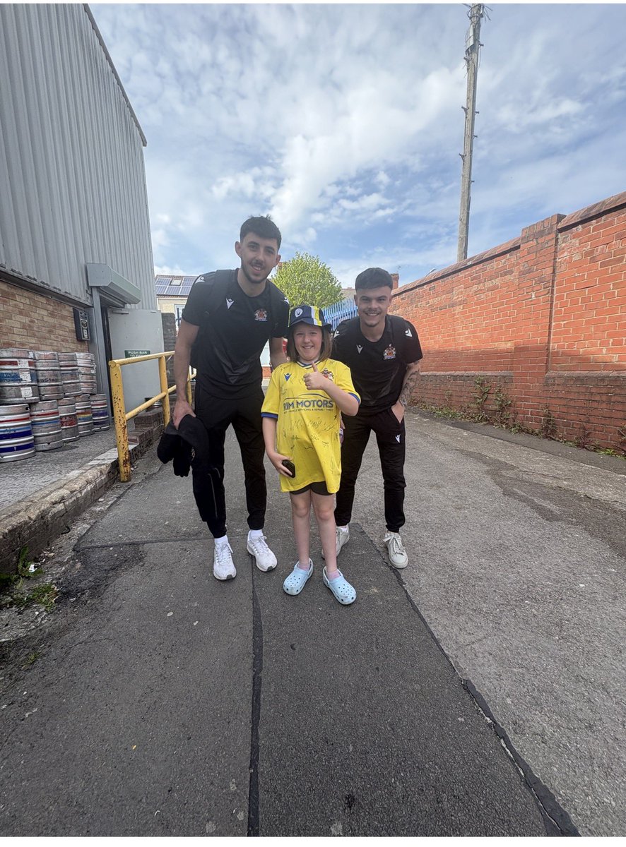 JamieAnderson93's tweet photo. @BarryTownUnited Good luck to him! A top player and a top person! https://t.co/sv5TjPei4p