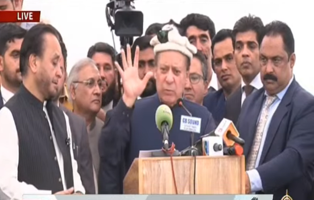 ahmadwaraichh's tweet photo. ’’نواز شریف نے ہمیشہ حق اور سچ کا ساتھ دیا‘‘ نواز شریف https://t.co/WgjB74rdVo