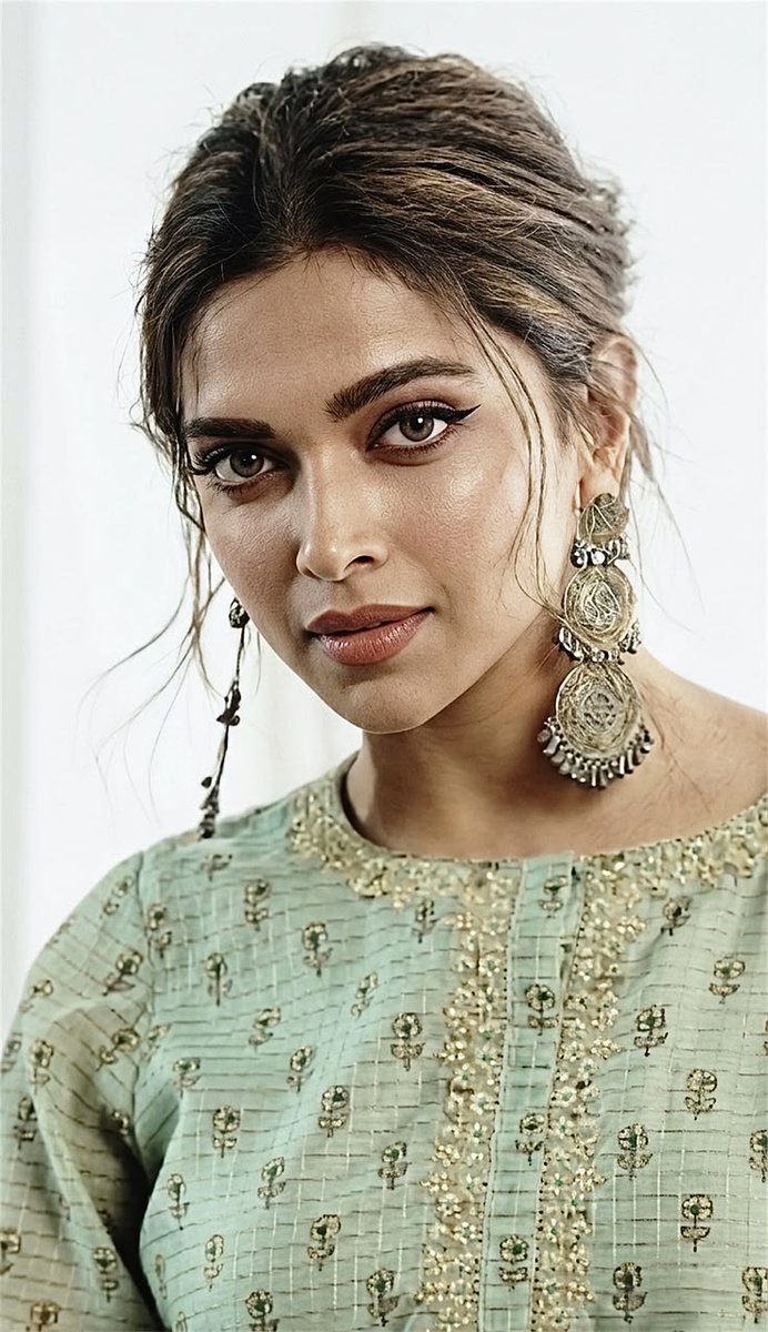 Politico_IW3's tweet photo. What's your opinion about Deepika Padukone? https://t.co/9HzKHtYtAv