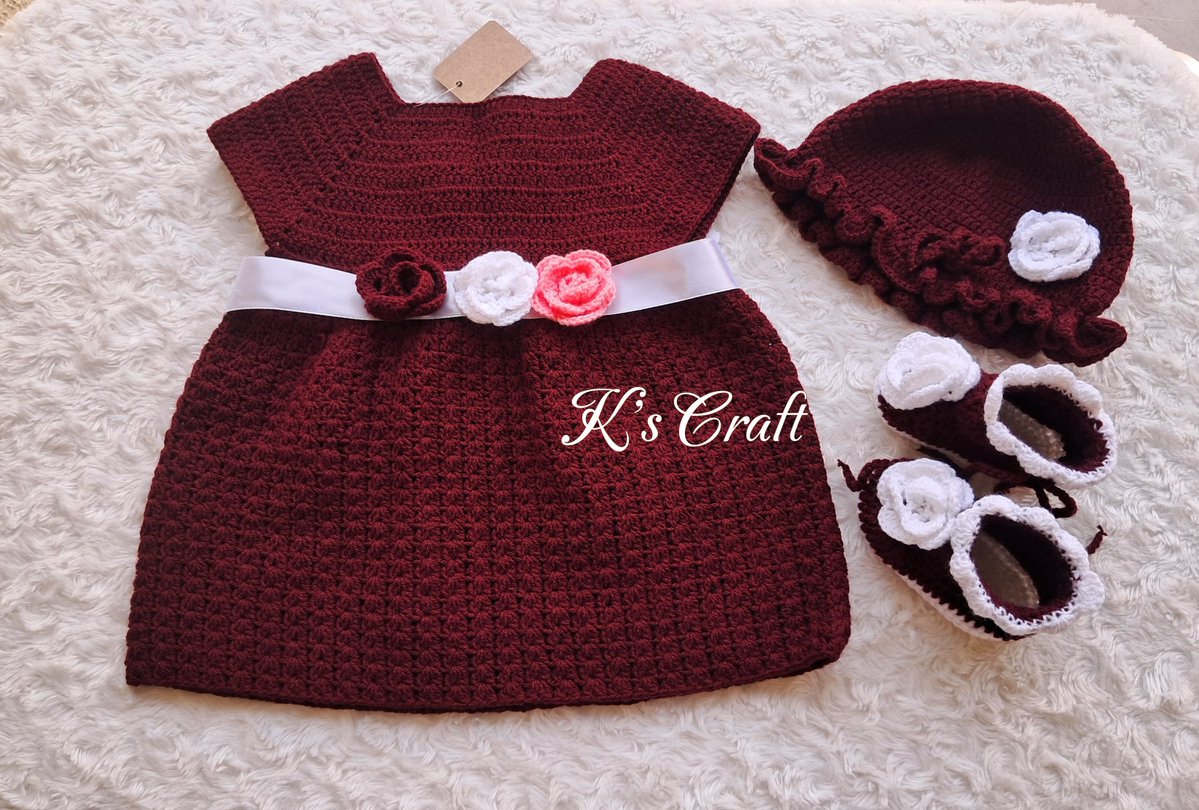 kaothar_craftit's tweet photo. Spotted one of our handmade crochet pieces beautifully packed as part of a newborn gift 🥹🧶✨
Not the regular baby package 😍 
Featuring a temperature flask, frame and our crochet piece by K’s Craft ✨
#Kaothar_craft_it #baby #crochet 
 
Beautifully packaged by @GholibahCouture https://t.co/BOpv2EvmKt
