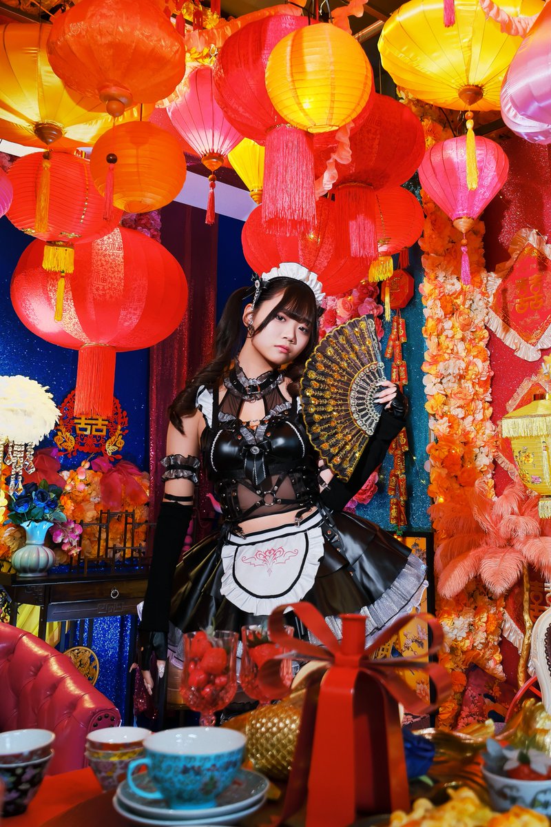 pontzhide's tweet photo. The Maid Amid the Peach Lanterns🍑
#まみ @mami_50909
#ALPHA撮影会
#キャラモードナイト @kyara_night https://t.co/vDhKStde34