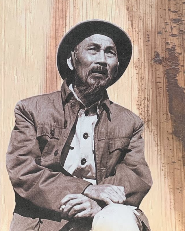 VPA_Soldier's tweet photo. Rarest President Hồ Chí Minh image ever?! https://t.co/OLscQYhQ3B