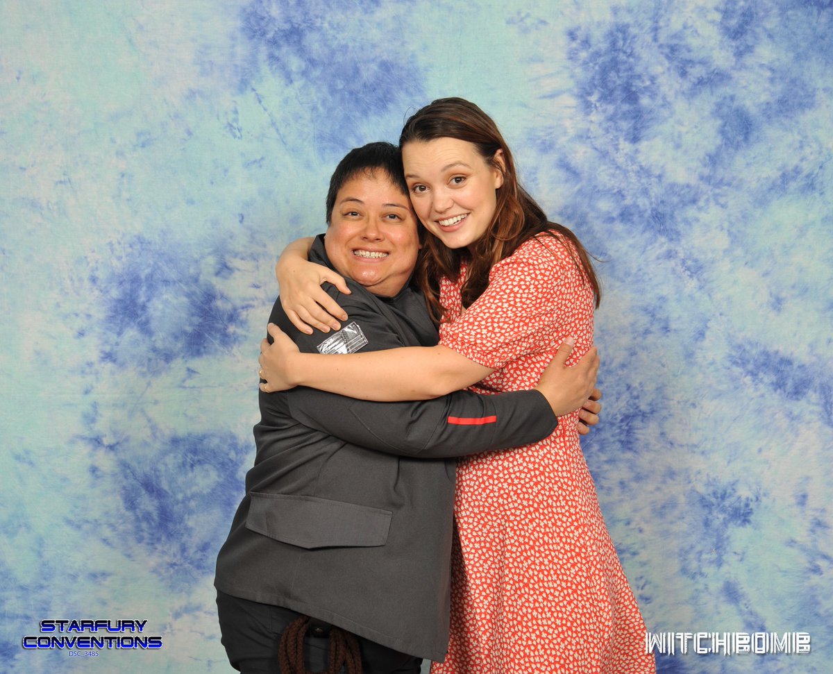 anniethemighty's tweet photo. Happy birthday @JessLauraSutton! May you have the best time celebrating with family and friends! 😘🥳🎉 Can’t wait to see you at @CityDropCon in Vancouver later this year. 🫡🏅🌪️ https://t.co/lRXgk3vdMd