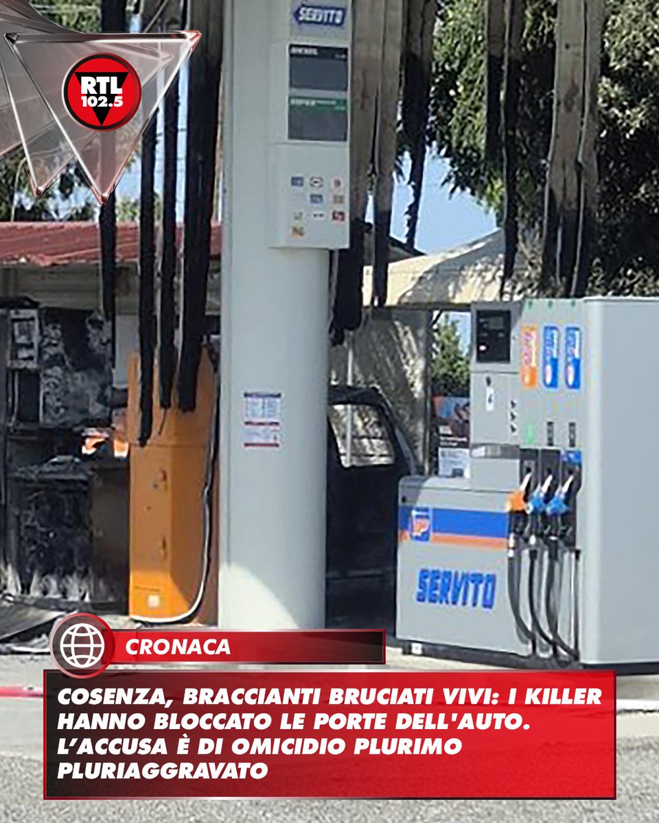 rtl1025's tweet photo. 🔴 Sono stati bruciati vivi i quattro braccianti agricoli pachistani uccisi ieri ad Amendolara, in provincia di Cosenza. Quello che era un sospetto degli investigatori della Squadra mobile, è diventato certezza grazie ad un video dell'impianto di videosorveglianza del distributore di carburante in cui è avvenuto il delitto. Dalle immagini si vedono due persone, i soggetti sottoposti a fermo, che, prima uno e poi l'altro, bloccano le portiere dall'esterno facendo forza con le braccia mentre dal portellone posteriore viene presumibilmente lanciato liquido infiammabile.
I due pachistani sottoposti a fermo sono accusati di omicidio plurimo pluriaggravato. Il procuratore di Castrovillari, Alessandro D'Alessio, ha dichiarato: "Merita di essere evidenziata la professionalità delle forze dell' ordine che, ancora una volta, sono state in grado di individuare, a brevissima distanza temporale dai fatti".

📸: Ansa/ Monica Curia