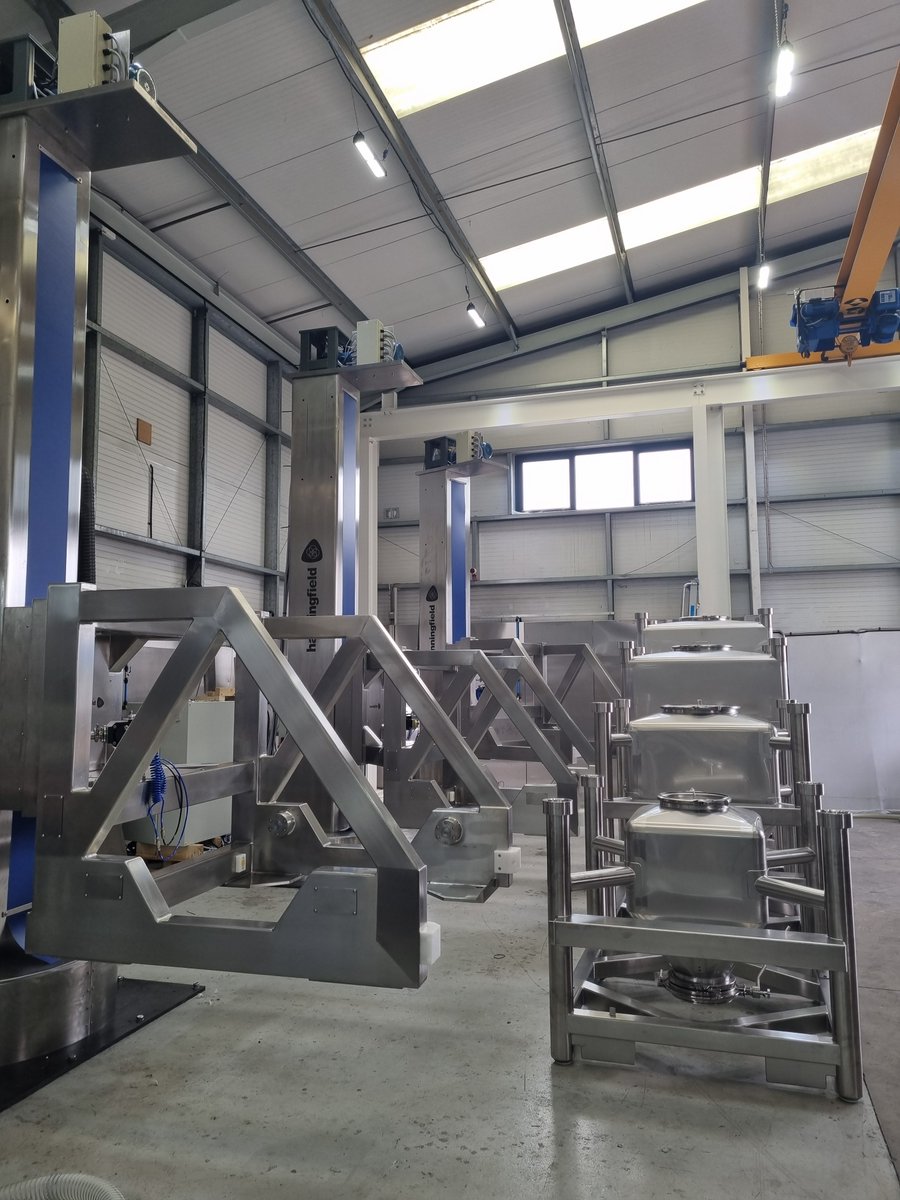 hanningfield_uk's tweet photo. Pharma-Grade IBCs Available in Multiple Sizes
Scale batch capacity without changing your handling equipment. Our range of pharma-grade IBCs is available in multiple sizes, all compatible with the same hoist and/or IBC blender.
https://t.co/KT4T3vKwsa
#IBC #PowderHandling https://t.co/mDBHbJHLT2