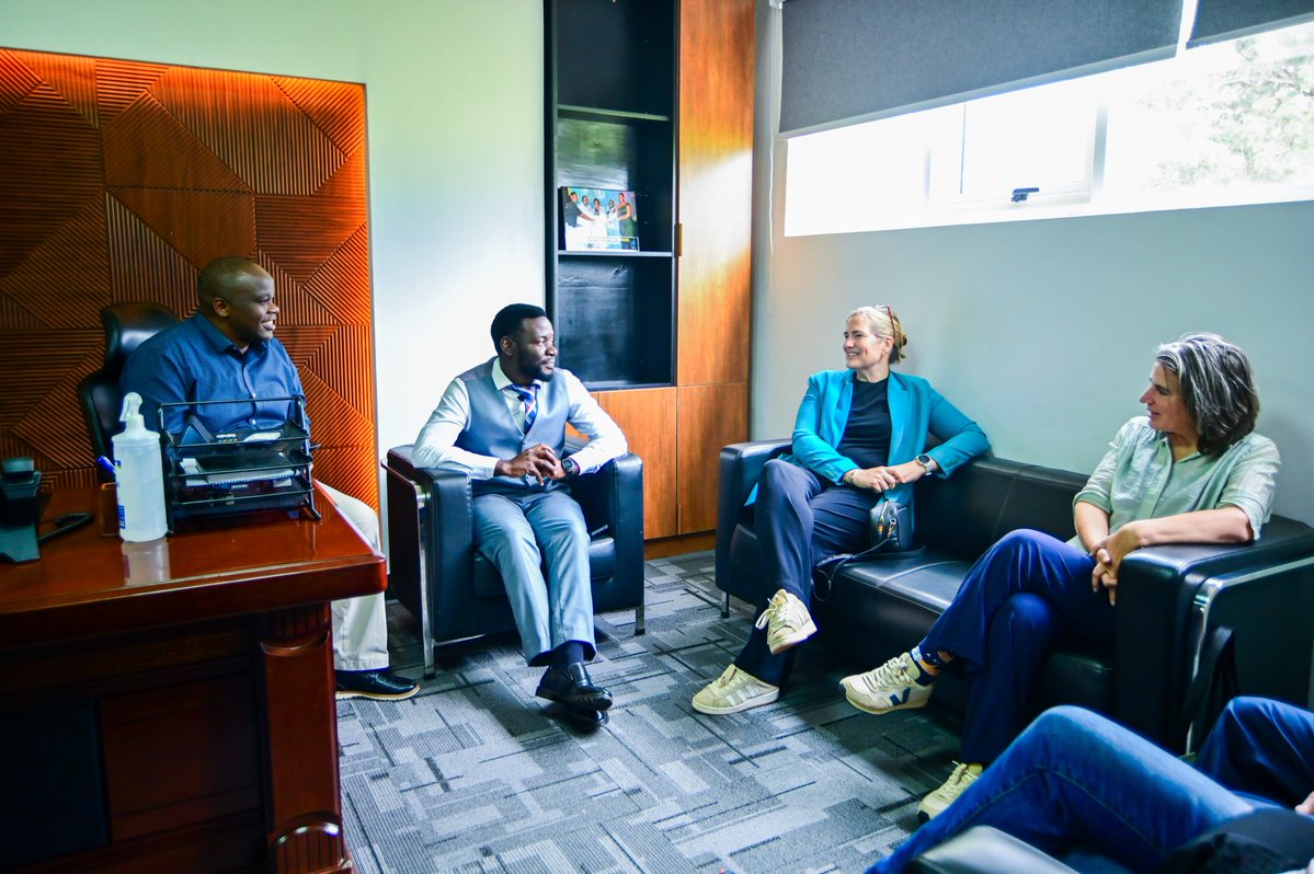 NLinUganda's tweet photo. This Friday, the Embassy visited the factory of Tunga Nutrition (Hendrix). During the visit we got to see the full production process, from raw materials to final products. Apart from feed and mixes, Tunga also provides training and resources. 

Thanks to the Tunga team! https://t.co/Q6vrjjpoHX