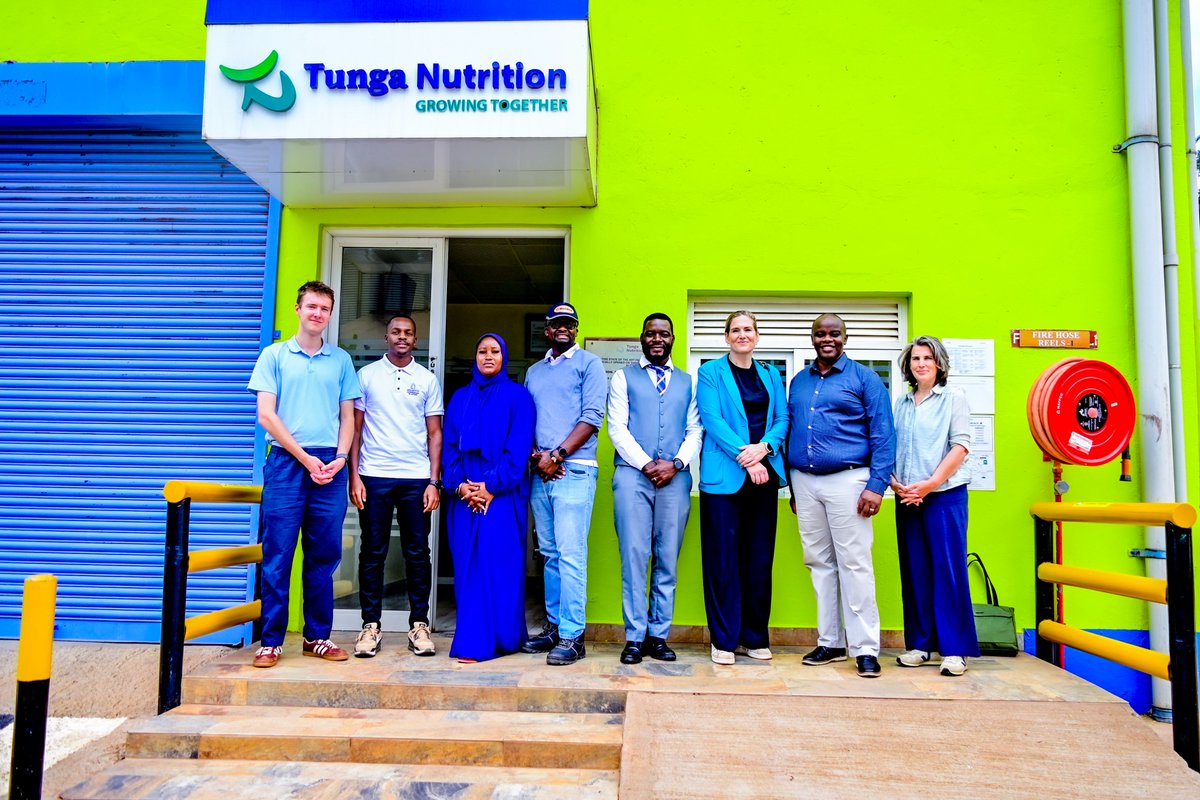 NLinUganda's tweet photo. This Friday, the Embassy visited the factory of Tunga Nutrition (Hendrix). During the visit we got to see the full production process, from raw materials to final products. Apart from feed and mixes, Tunga also provides training and resources. 

Thanks to the Tunga team! https://t.co/Q6vrjjpoHX