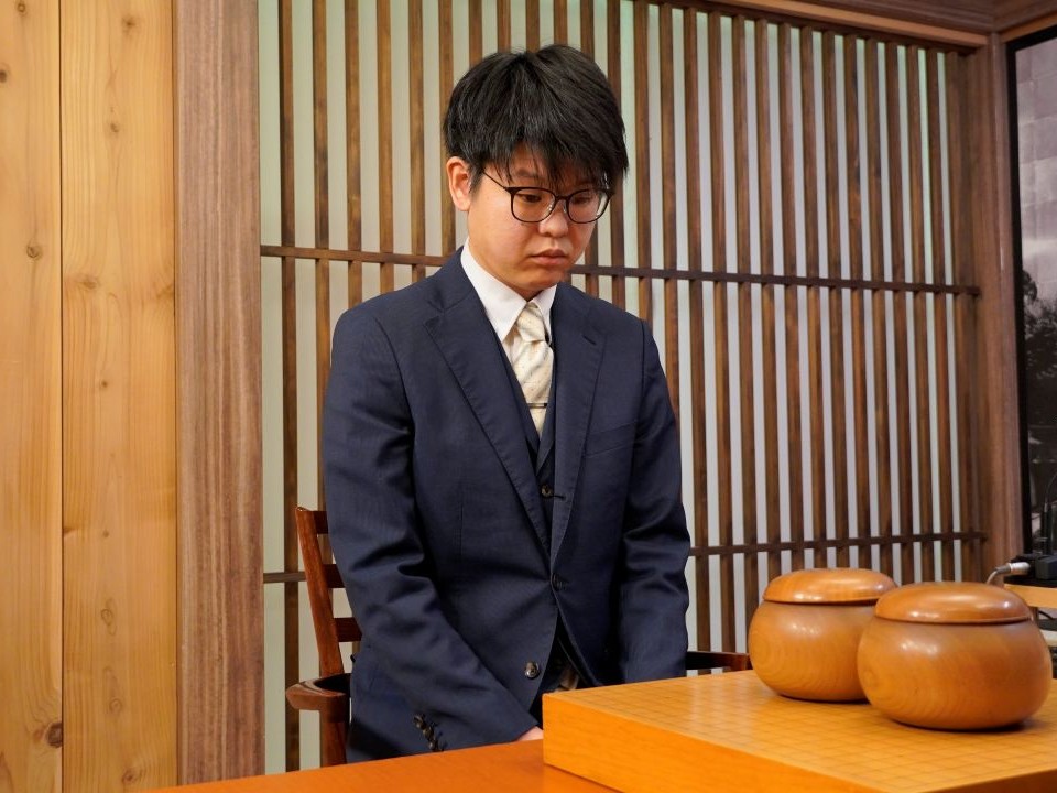 igo_net's tweet photo. 🐉明日20時！竜星戦
6/8(月)20:00～ CS囲碁・将棋チャンネル
「第35期 竜星戦 本戦Eブロック 6回戦
　　　　鈴木嘉倫八段 vs 佐田篤史七段」

解説：鶴山淳志八段　聞き手：三村芳織三段

📺ご視聴はこちらから▼
J:COM　https://t.co/fswovSBywo
ケーブルテレビ　https://t.co/3ANAr1JQtW
スカパー　https://t.co/ryOUKXfp1g
ひかりTV　https://t.co/fFYbxC8GBX