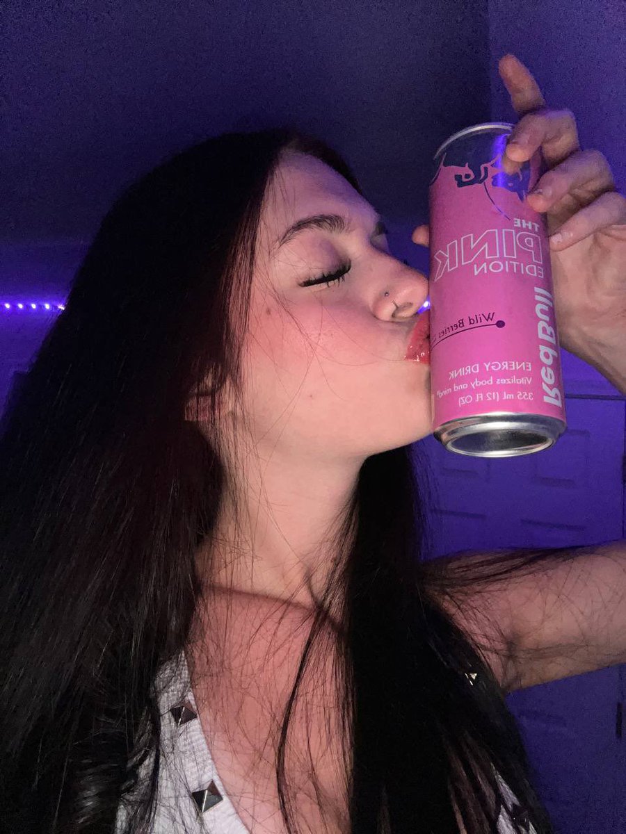 SpoonMaiden's tweet photo. first healthy relationship ive had https://t.co/8STwwuGIzM