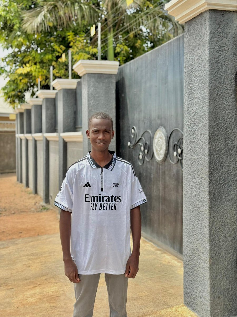 MuqaddasJR's tweet photo. I am a proud, devoted, and unapologetic Arsenal supporter. My love for this club runs deep, and my loyalty remains unwavering through every triumph and challenge. Good morning to y'all from Champion of England 🤸🏆❤️ https://t.co/jODrf31OKy