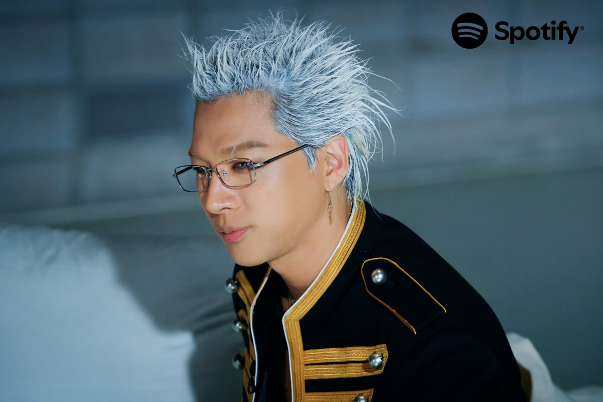SpotifyKpop's tweet photo. our week with TAEYANG gave us the motivation we needed to live life to the fullest

don't forget to watch @Realtaeyang on our YouTube channel and K-Pop ON! Video Podcast!

📽️ https://t.co/VVdsQGpKLg
📽️ https://t.co/t3qdPabMxc https://t.co/J55cRiyjdn