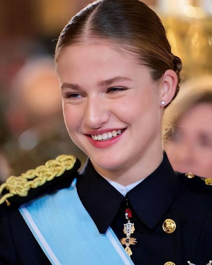 LeonorPriny8's tweet photo. Duty, honour, and commitment to the Spanish nation.
 
Heir to the Crown of Spain.
Prepared for service, dedicated to her people.
 
Leonor de Todos los Santos de Borbón y Ortiz
Carrying the legacy and future of Spain. https://t.co/H3X2pZ7nPy