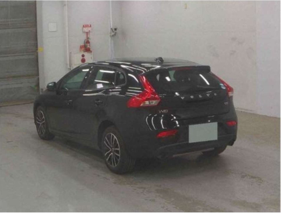 ChiefImports's tweet photo. #ChiefImportsKenya 
VOLVO V40 T3
Year: 2019
Color: Black 
Mileage: 39,000kms
Engine: 1,500cc Turbocharged Petrol Engine
Grade: 4.5

📍 IMPORT ON ORDER 🇯🇵

💰 Total Cost to Kenya (Tax Included): KES 2,344,654

Contact us for import on:
☎️ 0710 222 228
🌐https://t.co/cTQWL6eBVd https://t.co/KaYoFUnrgD