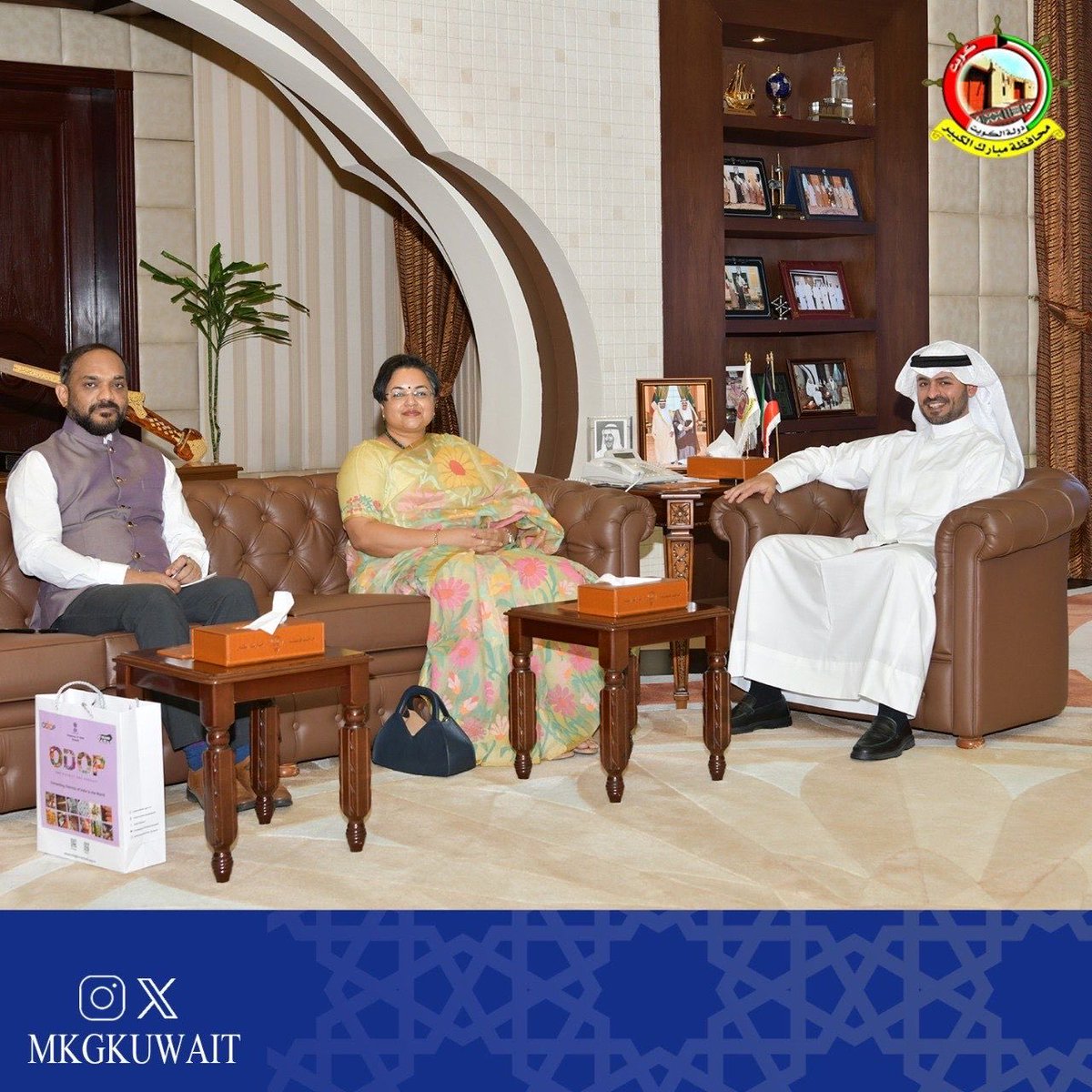 mkgkuwait's tweet photo. معالي محافظ مبارك الكبير ومحافظ حولي بالتكليف يستقبل سفيرة جمهورية الهند الجديدة ويؤكد عمق العلاقات الثنائية

https://t.co/Zo8IIJbFSY https://t.co/WVTKX3TAnm