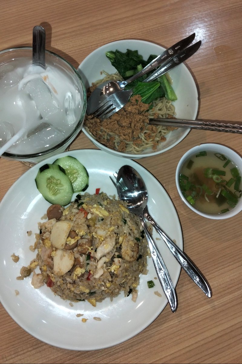 SiPalingGabut tweet media